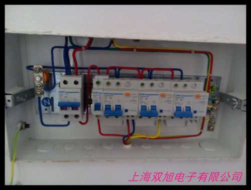 DZ47LE-63Y C63ϵ��С��©는�·��