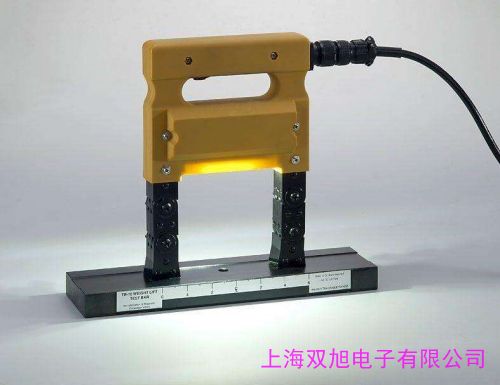 ���⾀(xi��n)̽�������ڹ�� Black Light��